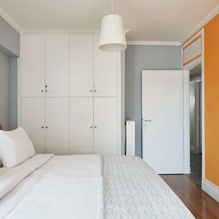 Fabulous 3bd Apt Close To Kalimarmaro *