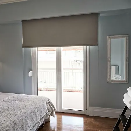 Fabulous 3bd Apt Close To Kalimarmaro *