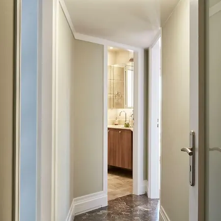 Fabulous 3bd Apt Close To Kalimarmaro Appartement *